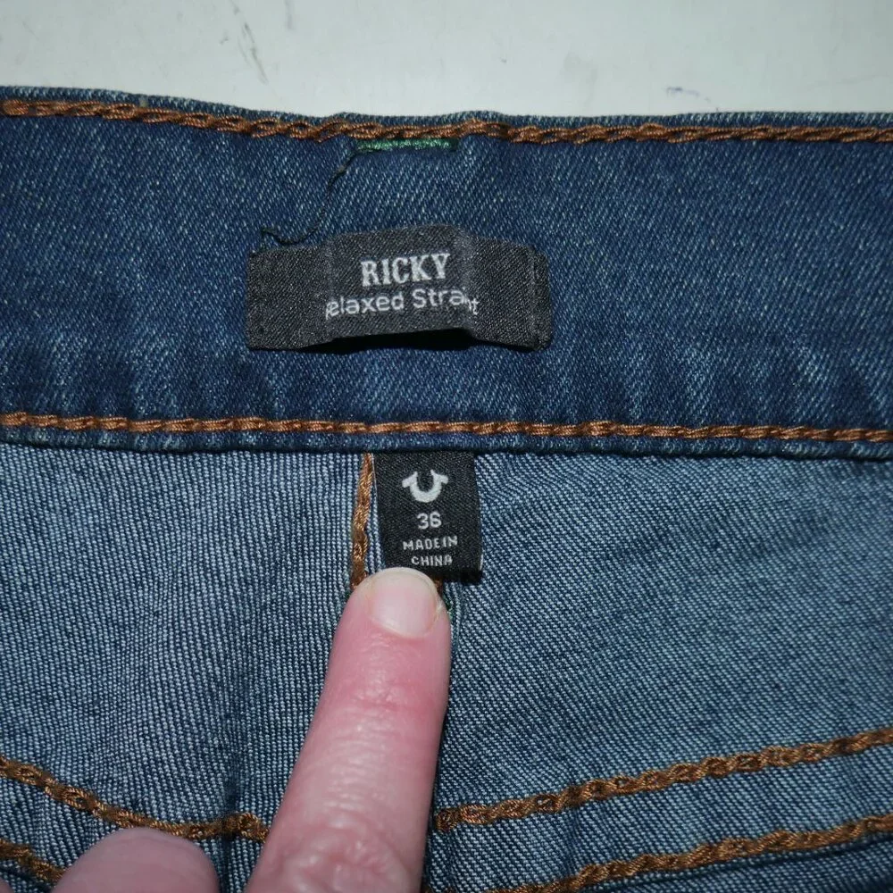 True Religion Ricky Relaxed Straight Jeans Mens Size 36x34 Dark Wash NWT